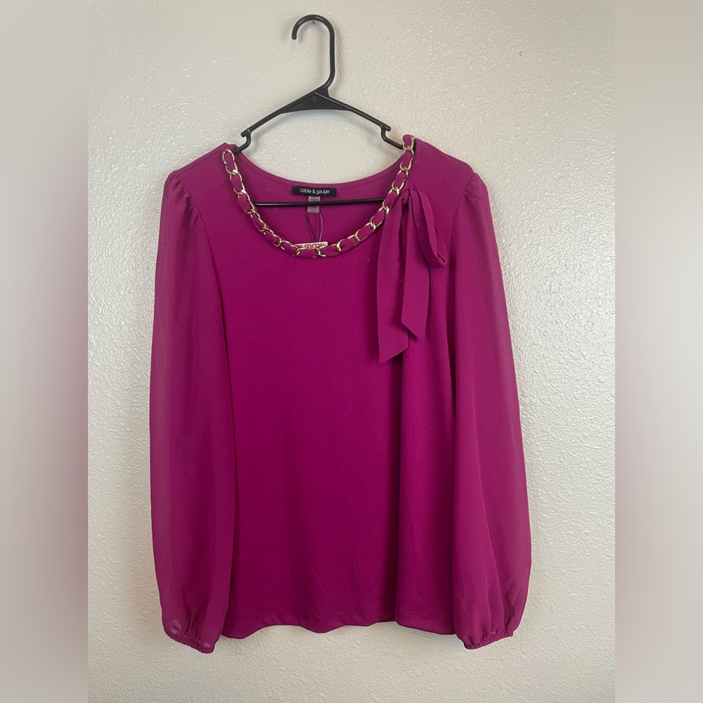 Cable & Gauge Pink & Gold Chain Bow Blouse Size Medium New Sheer Long Sleeves